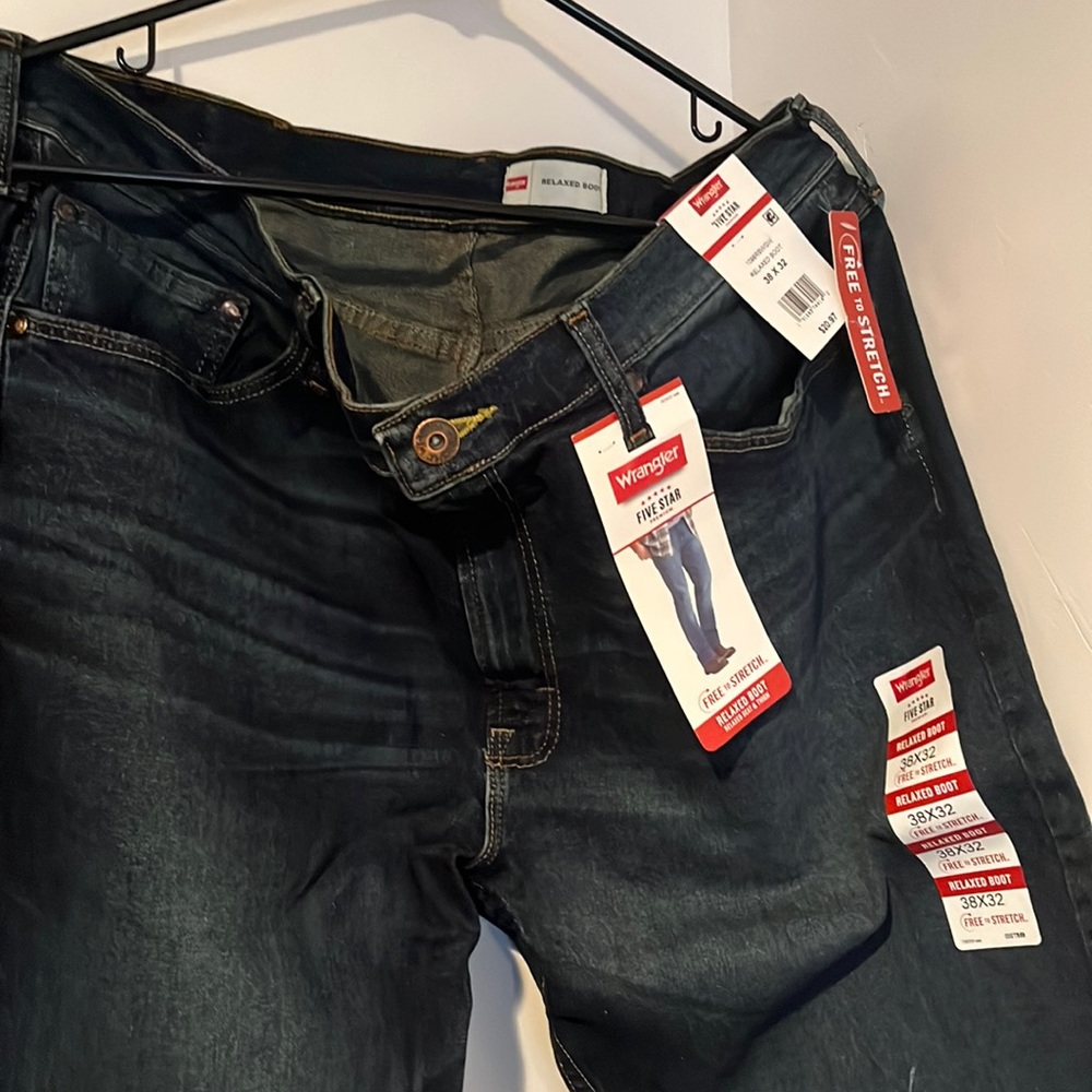 Men's brand new wrangler jeans